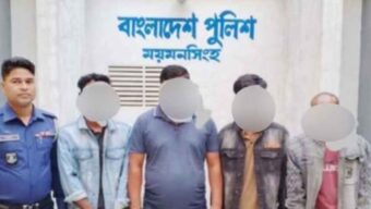 ডাকসু নেত্রী রাফিয়ার বাড়িতে আগুনের ঘটনায়  ৪ জন গ্রেপ্তার