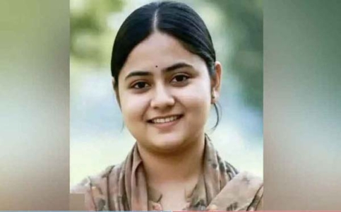 পুলিশের কাছে নিখোঁজ কলেজ ছাত্রীর বার্তা!