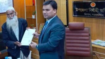 ভিক্ষুক মুনসুরও এমপি হতে চান, জমা দিলেন মনোনয়নপত্র