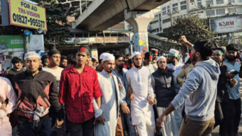 শাহবাগে জড়ো হচ্ছে ছাত্র-জনতার সমাবেশ