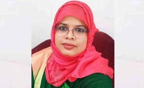 বিজয় দিবসের নামে ইউএনও’র চাঁদাবাজি, বাদ যায়নি বাজারের মাছ বিক্রেতাও