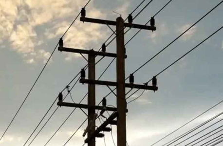 মেডিকেলে ভর্তি না হওয়ায় রংপুরে বিদ্যুতের খুঁটিতে উঠে প্রাণ হারালেন যুবক