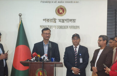 নির্বাচন নিয়ে প্রতিবেশীদের পরামর্শ অগ্রহণযোগ্য: পররাষ্ট্র উপদেষ্টা