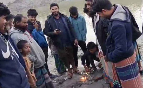 কেঁচো খুড়তে সাপ, সয়েল টেস্টে গ্যাস