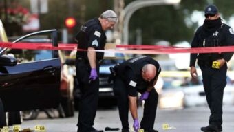 যুক্তরাষ্ট্রে বন্দুক হামলায় গত বছর হতাহত ২২৪ শিশুসহ অন্তত ১৪ হাজার মানুষ