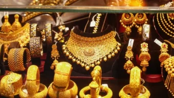 সোনার দামে ৩৬ দিনে ২৪ দফা পরিবর্তন