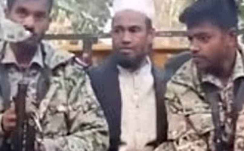 ভোটারদের টাকা দেওয়ার অভিযোগে জামায়াত নেতা আটক