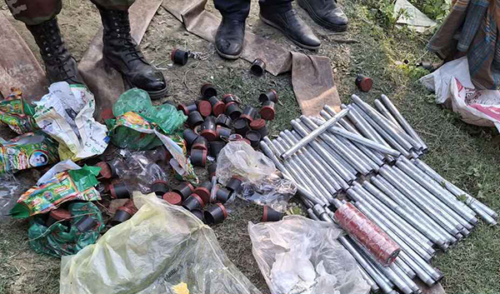 জামায়াত নেতার মৎস্য খামারে অস্ত্র ও ককটেল তৈরির সরঞ্জাম