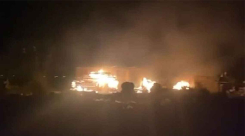 হঠাৎ পাকিস্তানের বিমান হামলা, সীমান্তে আগুন