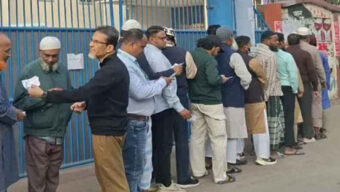 গণতন্ত্রে ফেরার দিন আজ, ভোটগ্রহণ শুরু