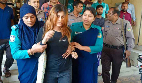 বরিশালে হানিট্র্যাপ চক্রের ফাঁদে যুবক