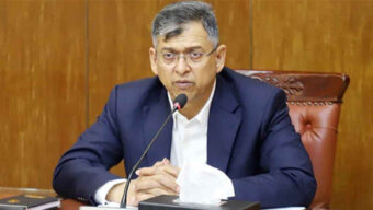 চাঁদাবাজ ও অস্ত্রধারীদের তালিকা তৈরি, শিগগিরই দেশজুড়ে অভিযান: স্বরাষ্ট্রমন্ত্রী